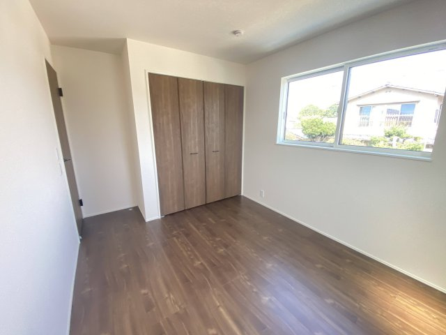 【洋室】 | リナージュ合志市須屋24-1期　2号棟