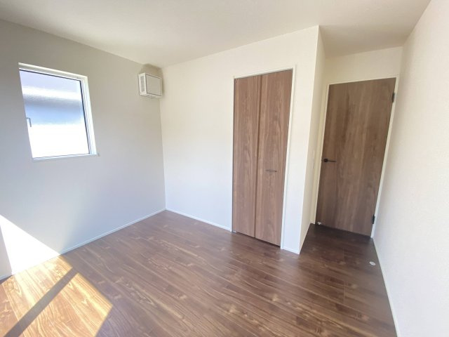 【洋室】 | リナージュ合志市須屋24-1期　2号棟