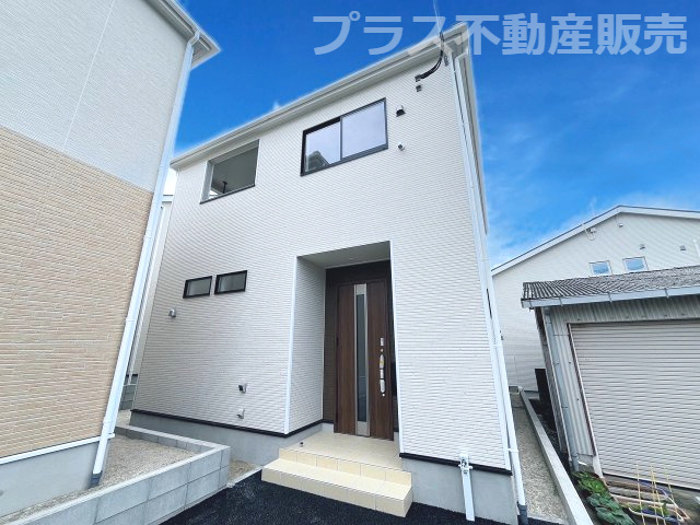 【外観】 | 糟屋郡篠栗町田中1丁目第1　1号棟（全4棟）【仲介手数料無料・0円】 | 完成しました。物件内部もご見学頂けます。プラス不動産販売にお任せ下さい。