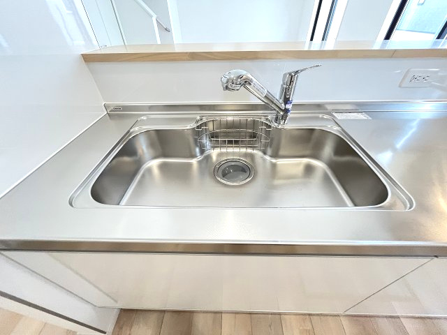 【キッチン】 | 糟屋郡篠栗町田中1丁目第1　1号棟（全4棟）【仲介手数料無料・0円】 | 現地写真。