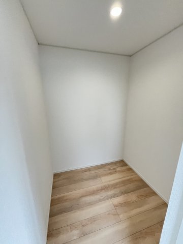 【収納】 | 糟屋郡篠栗町田中1丁目第1　3号棟（全4棟）【仲介手数料無料・0円】 | 現地写真。