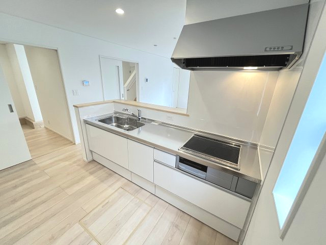 【キッチン】 | 糟屋郡篠栗町田中1丁目第1　3号棟（全4棟）【仲介手数料無料・0円】 | 現地写真。