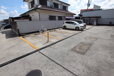 【駐車場】 | ビラ・アモーレ