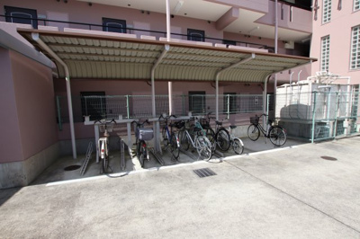 【その他共用部分】 | ビラ・アモーレ | 駐輪場