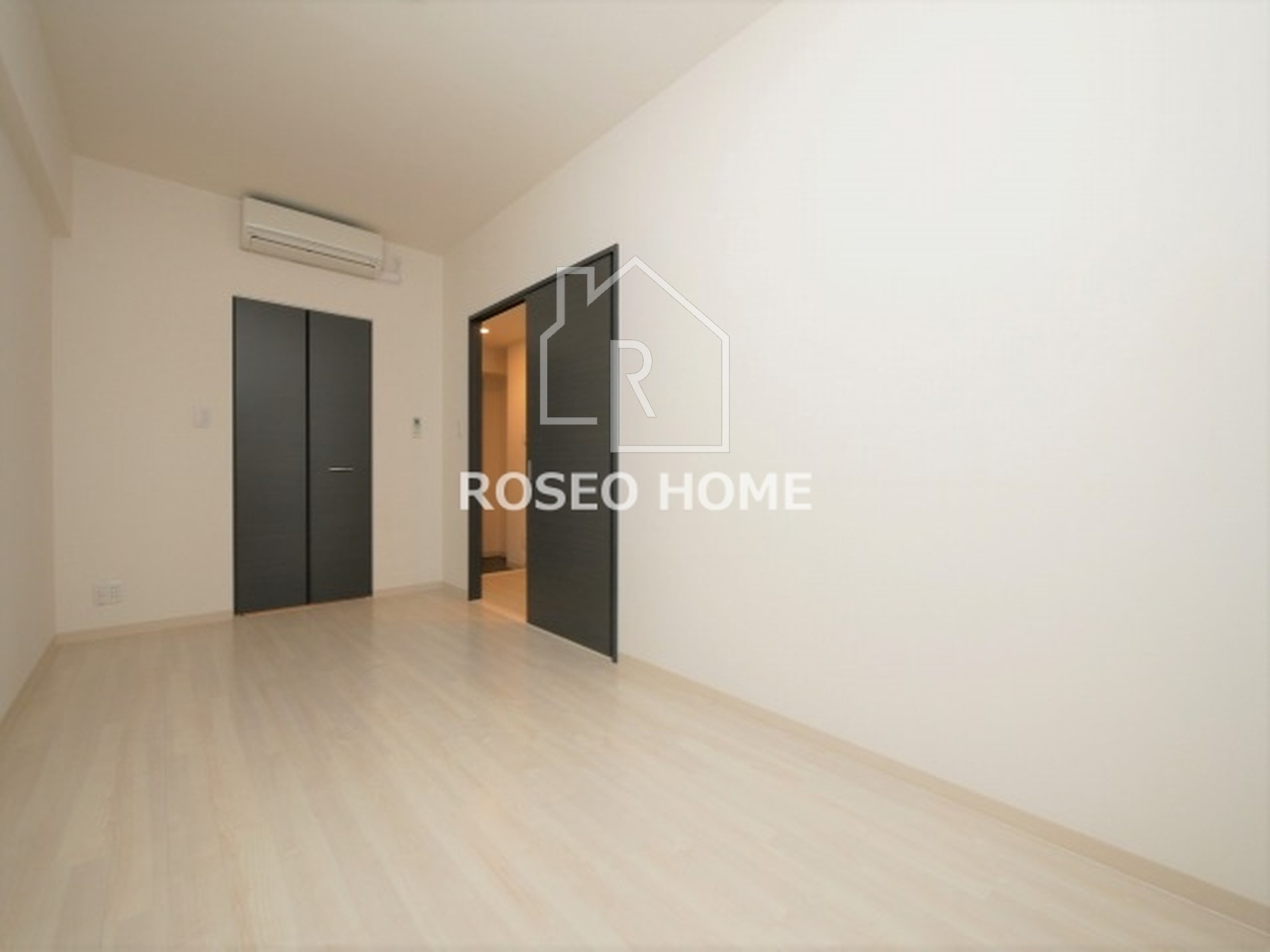 アベニール四天王寺の洋室