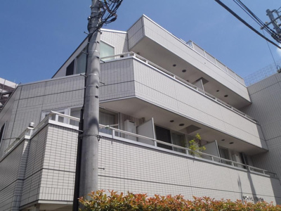 【外観】 | ホワイトヒルズ富士見台 | 駅徒歩３分！きれいな外観です(^^)/