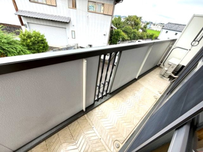 【バルコニー】 | ウィルモア夷山B