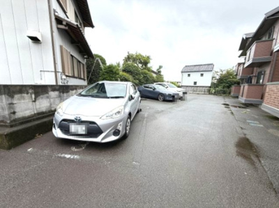 【駐車場】 | ウィルモア夷山B