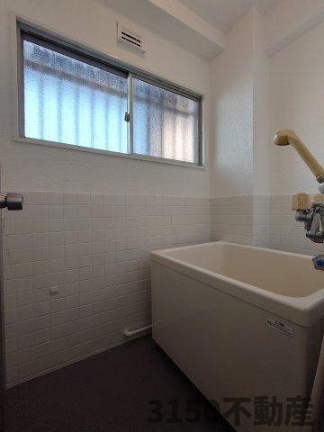 シーズンコート岐阜茜部A棟の浴室