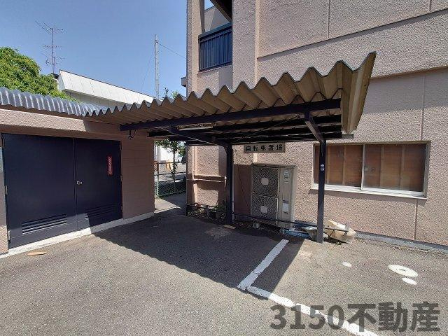 シーズンコート岐阜茜部A棟のエントランス