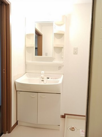 パルテールＢの洗面所|コンパクトで使いやすい洗面所