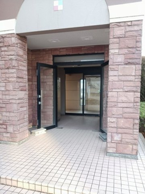【エントランス】 | エストレーノｋｏｅｉ | 建物の内部です