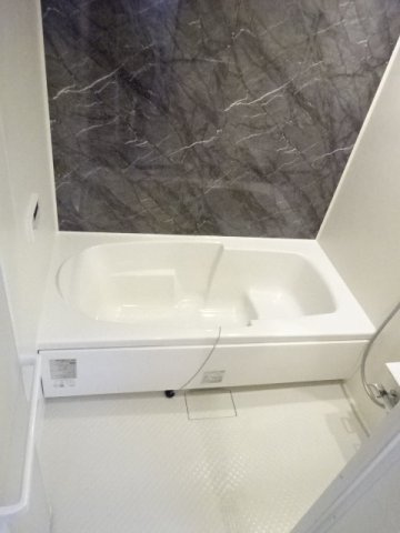 【浴室】 | ロワゾーブルーＮ | きれいなお風呂です