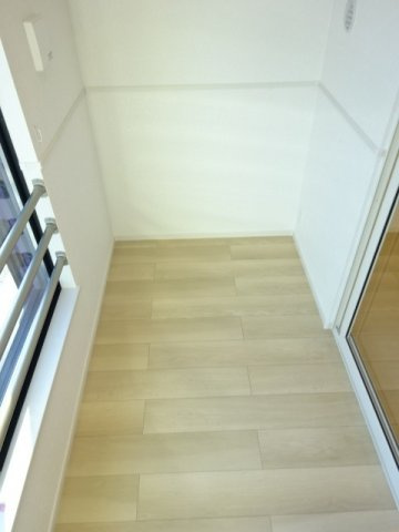 【内装】 | ロワゾーブルーＮ | 明るい色調の室内です