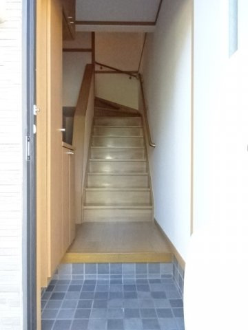 グレース　クレストⅡの玄関|明るい玄関です