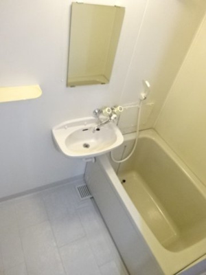 【浴室】 | エルディム岡田 | きれいなお風呂です