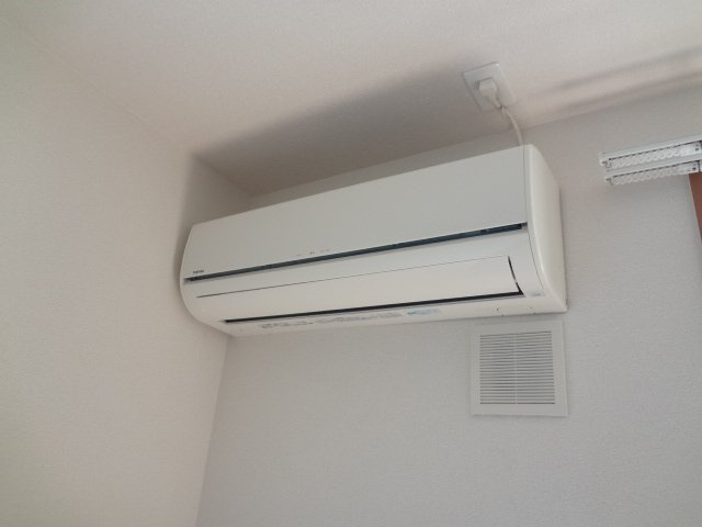 【設備】 | ロープン　ドローム | エアコン