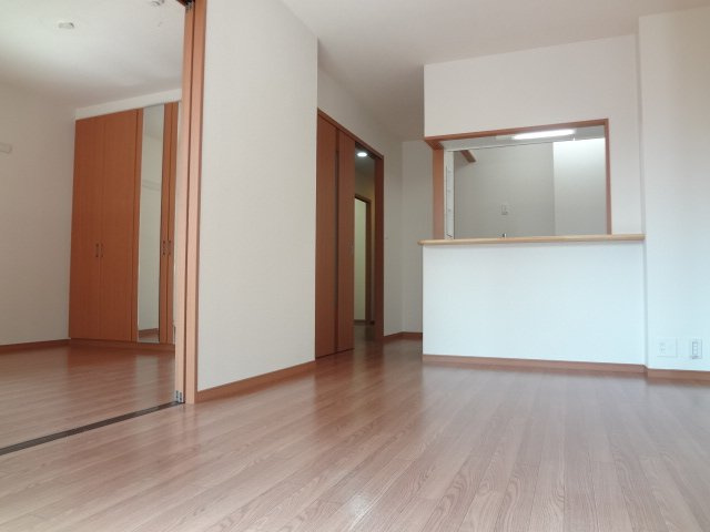 【居間・リビング】 | ロープン　ドローム | リビング