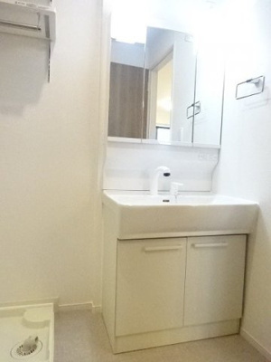 【洗面所】 | アルカンシエル | スペースが確保できる洗面所です