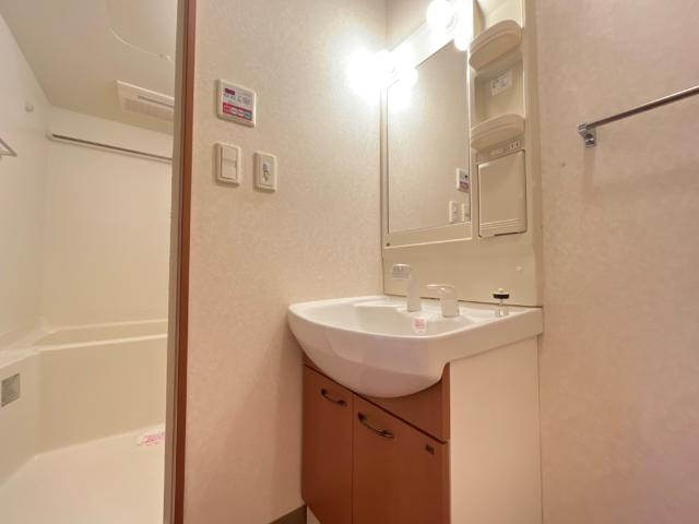 フェアリーの洗面所|洗髪洗面化粧台