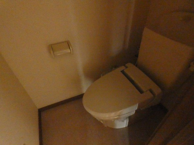 【トイレ】 | コンフォルターブルⅠ | ゆったりとした空間のトイレです