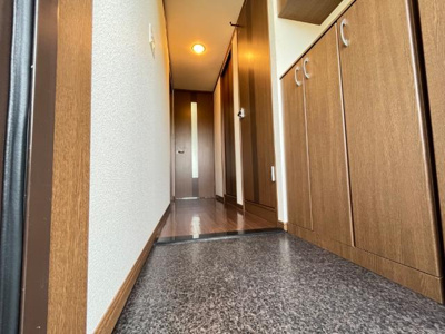 【玄関】 | スカイヴァレィＡ | 玄関