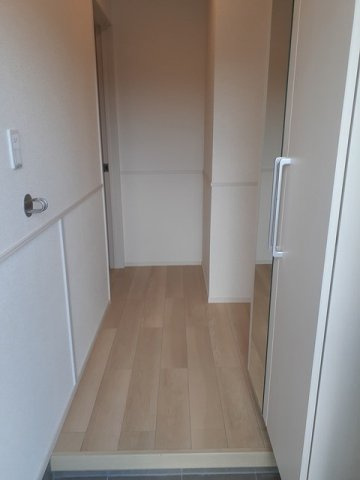 アンソレイユ壱番館　Ⅱの玄関|ゆったりとした玄関です