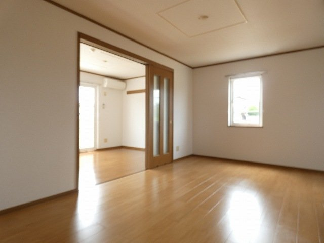 ピュアハウスⅠの居間・リビング|おしゃれなリビングです