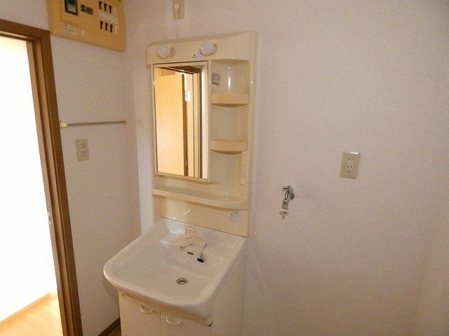 ピュアハウスⅠの洗面所|広い洗面スペース