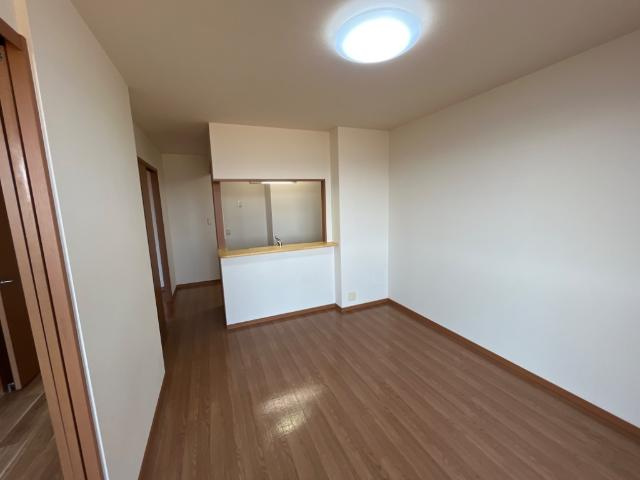 【居間・リビング】 | ルミナス・ビアン | リビング