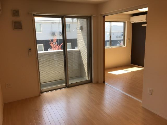 高尾崎 NEW TOWN　La・Ｔｅｒｒｅ Eの居間・リビング|リビング