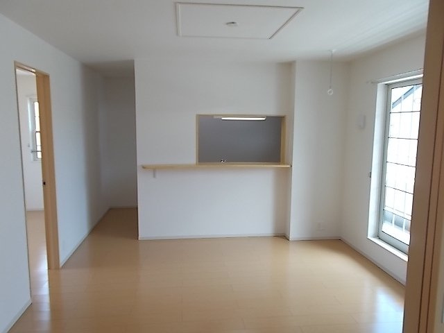 【居間・リビング】 | ヒルズ | 使いやすい居間です