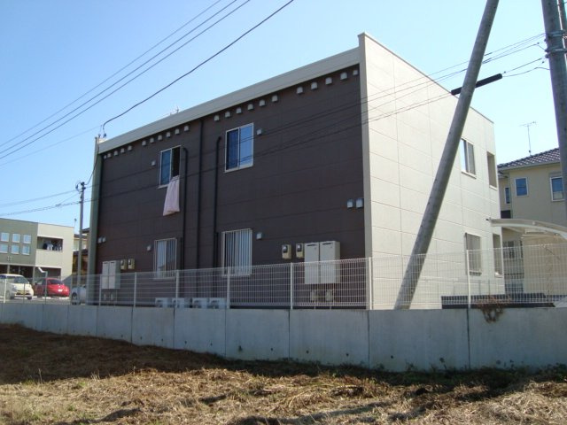 ＳＫＹ　ＬＡＲＫの外観|外観写真（昼）