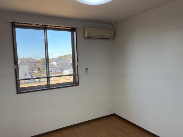 ＳＫＹ　ＬＡＲＫの内装|北側洋室