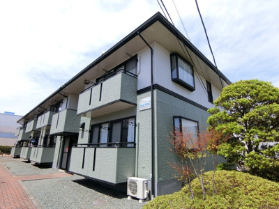 【外観】 | スプリングガーデンＢ | ２階建てのアパートです。