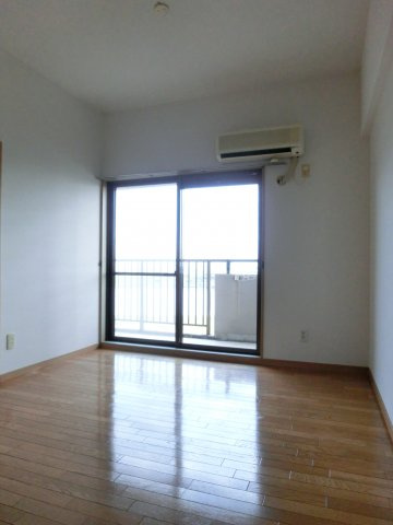 メゾン原Ⅱの洋室|現況を優先します。同タイプの別室になります