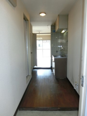 北原ハイツの玄関