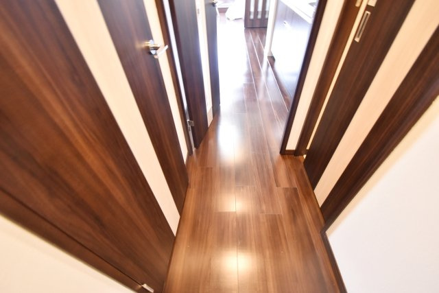 プレジオ西宮の内装|廊下