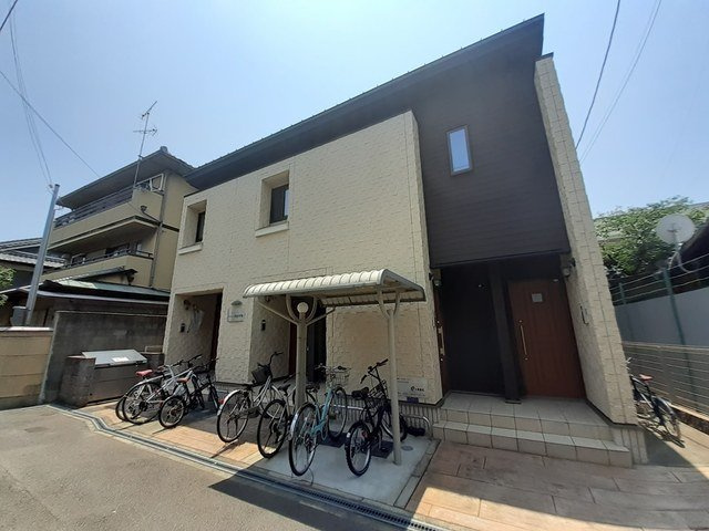 コンパートメント　アゴラ