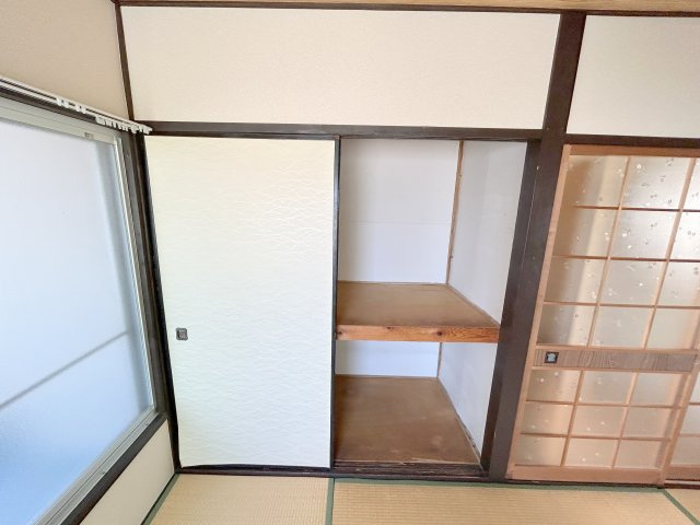 俵口町戸建ての和室