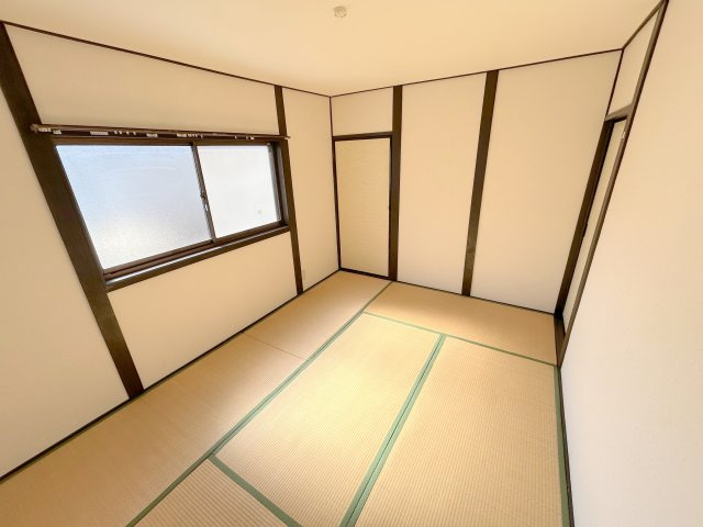 俵口町戸建ての和室