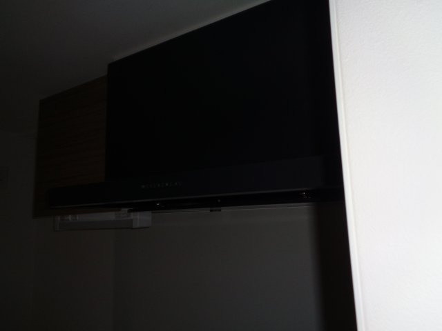 レーヴメゾン尼崎昭和通のキッチン|画像からはわかりにくいですがキッチン上部にある換気扇です