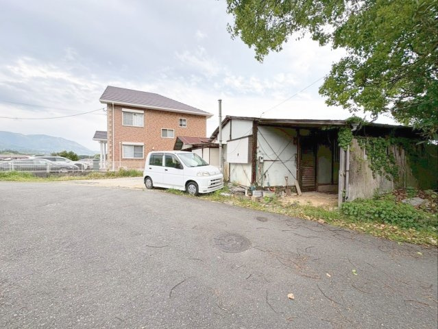 糟屋郡須恵町大字須恵　土地の前面道路含む現地写真|前面道路です！