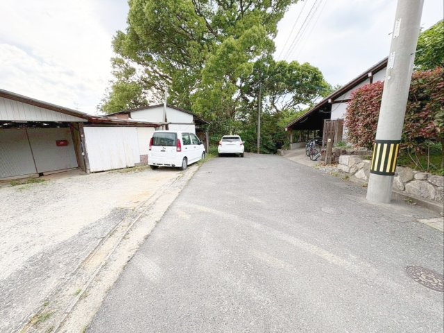 糟屋郡須恵町大字須恵　土地の前面道路含む現地写真|前面道路は私道です！