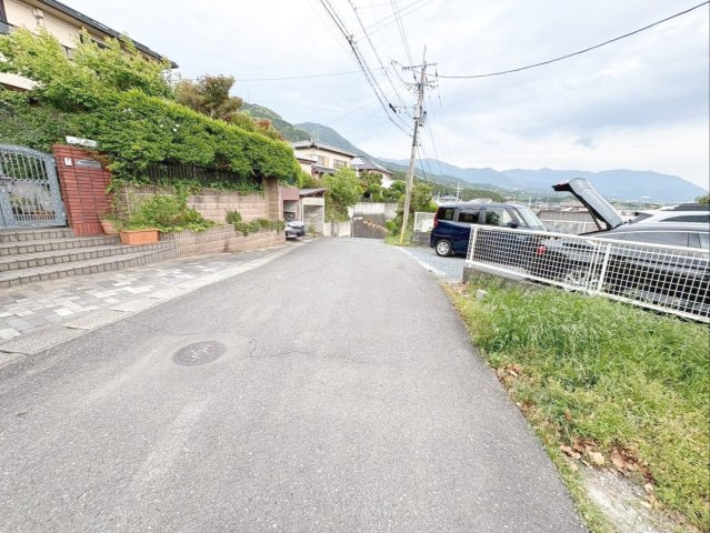 糟屋郡須恵町大字須恵　土地の周辺|前面道路と周辺の様子です！