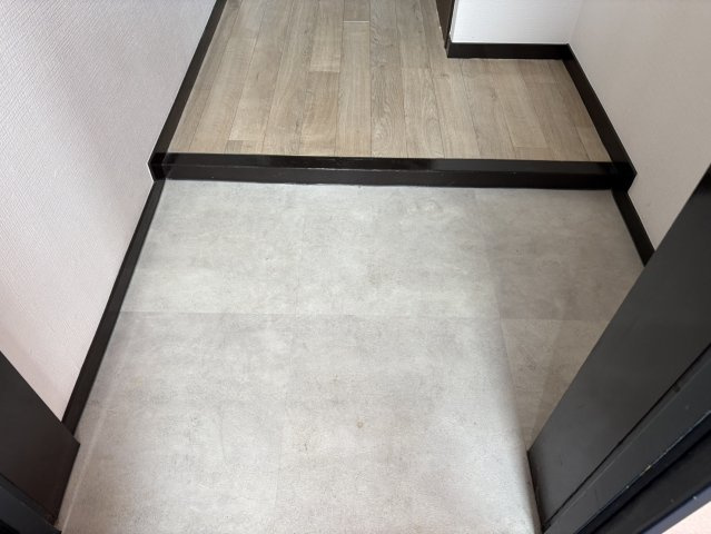 ポートシティ高木の玄関
