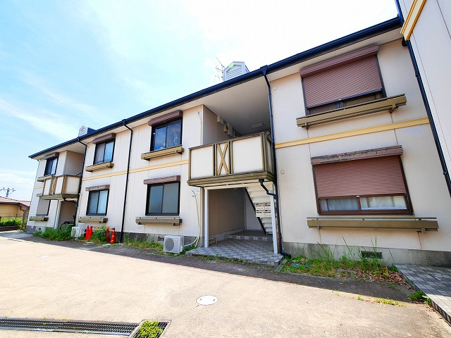 高瀬ハイツ1号館の外観