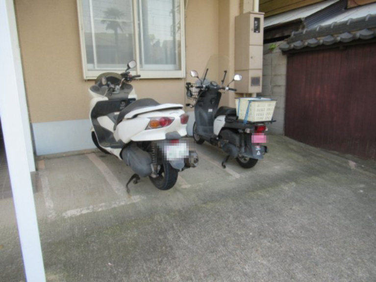 サニーパレス平磯のその他共用部分|バイク置場です