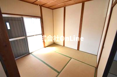 福万寺南貸家の内装