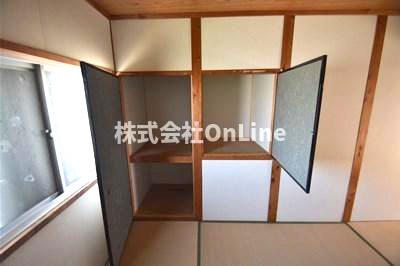 福万寺南貸家の収納